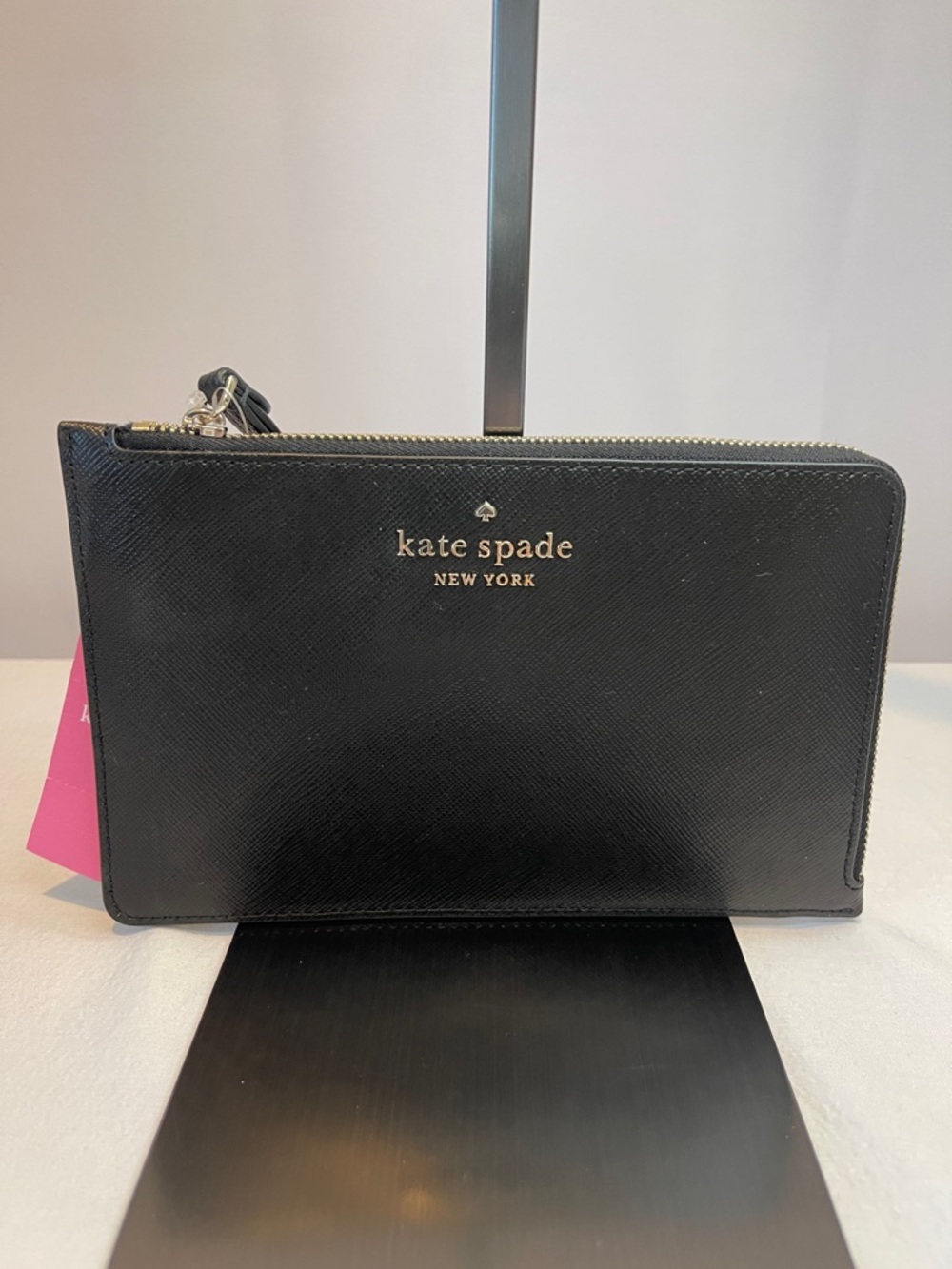 NWT Kate Spade Medium Staci Black Saffiano Leather Zip Wristlet Wallet